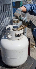 Purging propane tanks